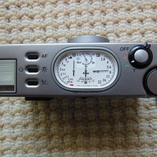 【ジャンク品】Nikon/ニコン 35Ti コンパクトフィルムカメラ ケース、オリジナルカタログ付 の画像