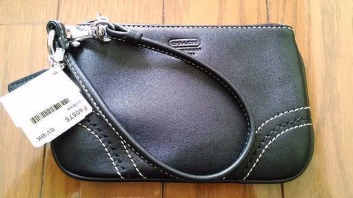 新品　コーチCOACHポーチ