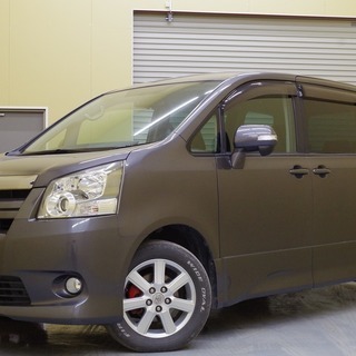 ２０万円以上値引き中！！　どなたでも車がローンで買えます！　ノア...