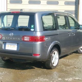 日産ラフェスタ　2000cc 4WD の画像