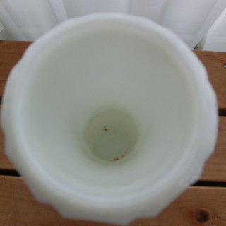 白い花瓶　値下げ　花器　の画像