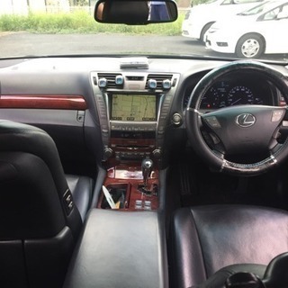 乗り出し60万、21年LS460，メーター5万キロ、検31/10。の画像