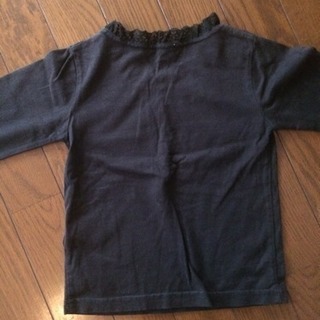 100 a.v.v ロンT 黒の画像