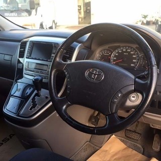 平成15年トヨタ　アルファード　V　AS　4WD　人気の黒！の画像