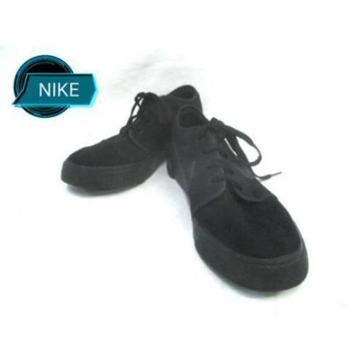 ナイキ/NIKE　スニーカー　黒　美品