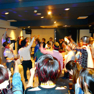 本日19:00～♪新宿★土曜の夜はカラオケ♪ ■ 11/4(土)...