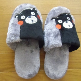 《値下げ》くまモン スリッパ ★ 新品❷
