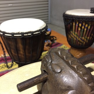 民族打楽器を叩こう♪
