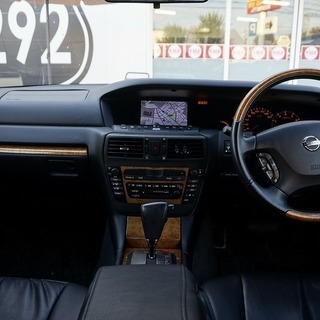 他社ローンがダメなら【くるまのミツクニ】！お買い得高級セダン　セドリック 250L　ナビエディション　70ｔｈ－Ⅱの画像