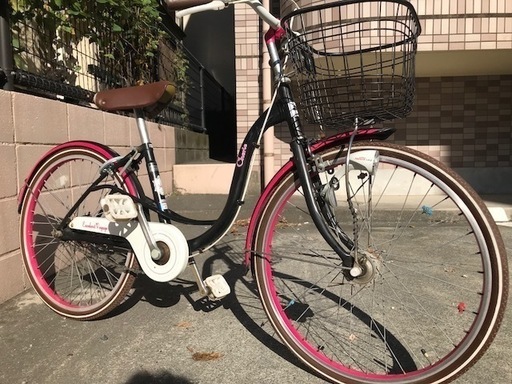 22インチ子供自転車アサヒ自転車シェリール黒×ピンク前カゴ付き