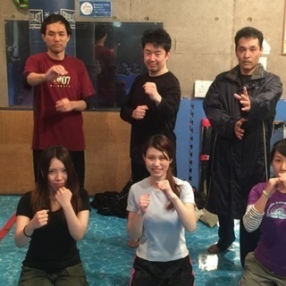 みんなで楽しく体を動かして、ダイエット、ストレス解消！