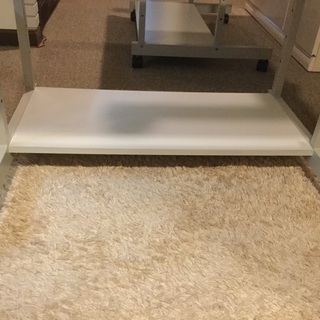 商談中  中古品 事務机、パソコンデス ホワイトの画像