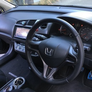 ホンダ  ストリーム2.0  ＲＳＺ！の画像