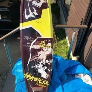 ウェイクボードの画像