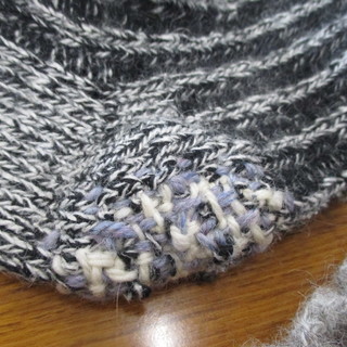12月7日（木）午前10:30から「編み物・刺繍カフェ」at「クラフトハウスばく」好きなものが作れます。お子さん連れOK。ダーニングも。の画像