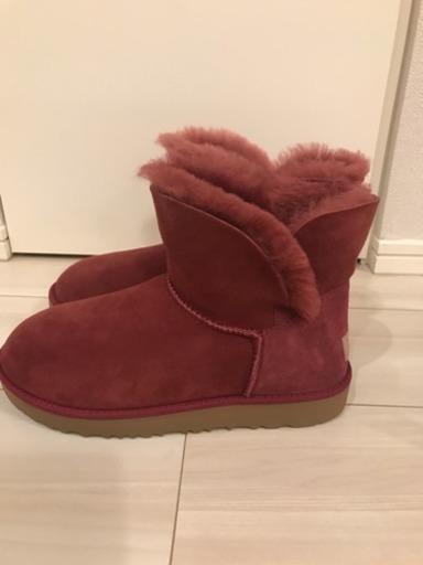 UGG ウェッジヒール ショート丈ムートンブーツ
