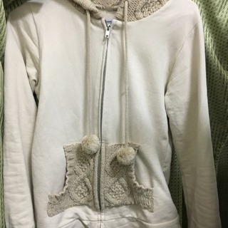 オリーブデオリーブ パーカー
