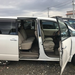 トヨタ 60 ノアの画像