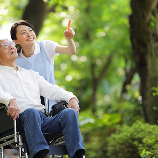 <<あなたの介護経験本気でいかしませんか？月給250,000円以...