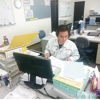 ＜プロパンガス営業＞年収648（入社1年4か月37歳）歩合制！社員のほとんどが未経験からスタートの画像