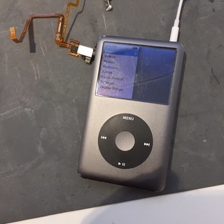 iPod classic イヤホンジャック交換やっています！ - その他