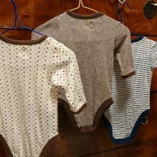 お買い得！babyGAPの新生児肌着の画像