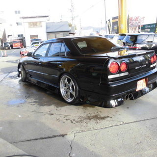 Ｒ３４●スカイライン●２５ＧＴ　ＦＯＵＲ　Ｌセレクション●４ドア●ＯＲＩＧＩＮ●フルエアロ●車高調●ＡＧＬＥ　プレミアム　１９インチ　アルミホイール●鑑定済み●５速　マニュアル●深リム●ドリフトの画像