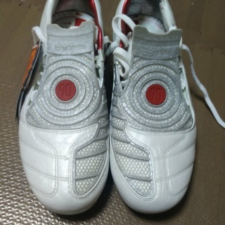 ナイキ　サッカー　フットサル　スパイク