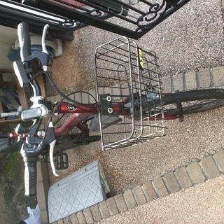 中古の電動自転車の画像