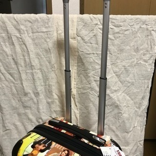 レア！ELLE キャリーバッグ 新品未使用 2〜3泊用 TSAロック付き 旅行の画像