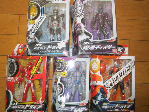 再値下げ！仮面ライダードライブ　タイヤ交換シリーズ　５点セット