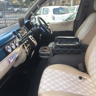 ハイエース4型仕様(^o^) 車検つけてお渡し！の画像