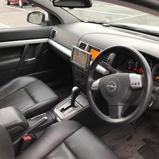 オペル ベクトラワゴン V6 3.2 プレミアムの画像