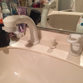 奈良県生駒市【水道修理専門店】　トイレの修理・蛇口の交換・修理の...