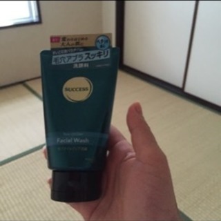 男性用のサクセスの洗顔フォーム