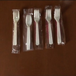 使い捨てのフォーク