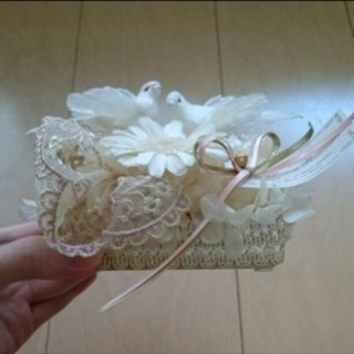 ブリザードフラワーのリングピローの画像