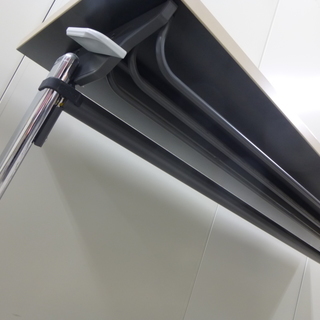 ★無料★会議室用スタックテーブル★4台★の画像