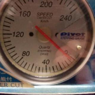 pivot スピードメーターの画像