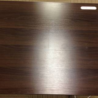 作業デスクの画像