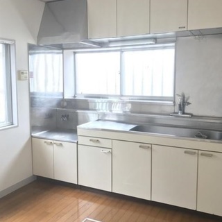 『新宿区』15万円で4DKの一戸建て！駐車場付きです★