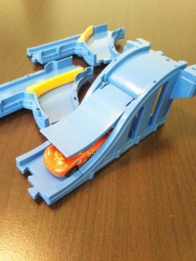 新品●トミカ　立体合流どうろ　分岐どうろセット　トミカシステム