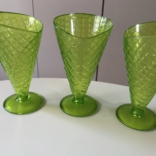 北欧で買った新品未使用アイスコーンスタンド　3個セット