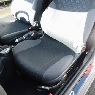新春初売りセールに伴い値下げします！！平成１８年 ＭＩＮＩクーパー７純正ナビ ＥＴＣ 予備検付 ！値引き可能！！の画像