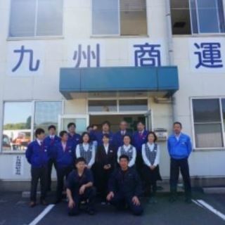 大型長距離トラックドライバーの画像