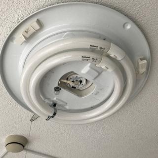 雑居ビルの部屋内天井のダクトレール設置