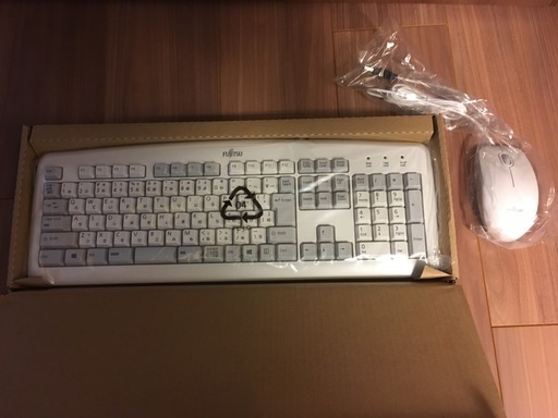 【新品】富士通純正キーボード＆マウスセット