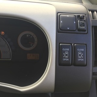 コミコミ価格 日産セレナ 上級グレード ハイウェイスター 両側電動 スマートキーの画像