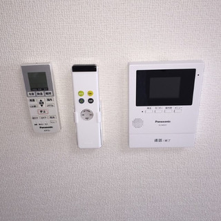 合法民泊 激安家賃 沖縄本島 簡易宿所 築浅 駐車場,インターネット無料！！ビーチまで徒歩5分！ - 不動産