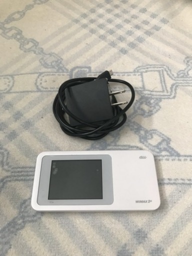 au WiMAX2+ ポケットwifiルーター